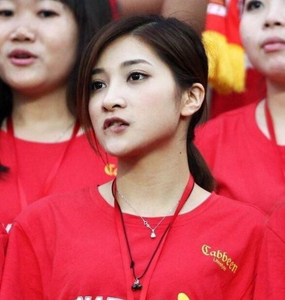亚洲一区二区少妇